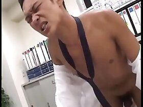 Suited Asian stud getting blown in his office - Gayfuror.com